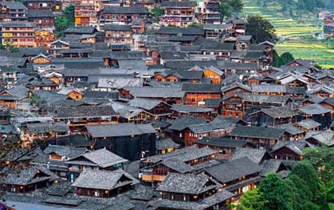 吴忠6种常见的外墙仿石漆施工工艺！